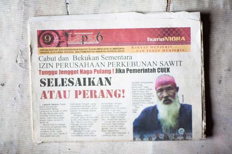 Arkani traveled to Jakarta in 2012 as part of a delegation of Dayaks for a hearing at the Indonesian parliament, where they demanded the revocation of licenses issued by Darwan Ali.